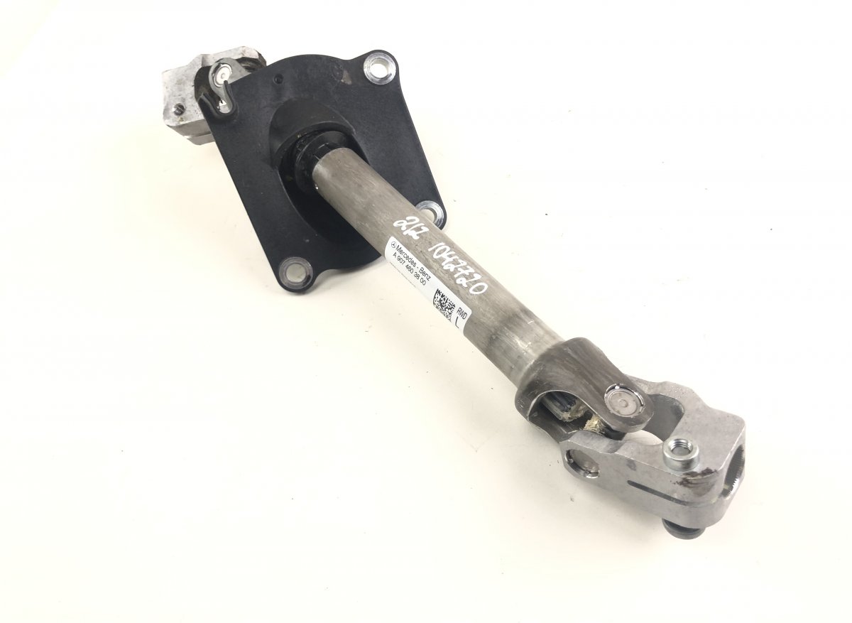 CARDAN DE LA COLUMNA DE DIRECCIÓN | MERCEDES-BENZ SPRINTER (907, 910)  (2018-), 2021, [A9074604000 A9074604000] (ID: VA2370885) | VÄÄNA  AUTOLAMMUTUS | Repuestos usados y patio de desmontaje. | VÄÄNA AUTOLAMMUTUS  (Demontering OÜ)